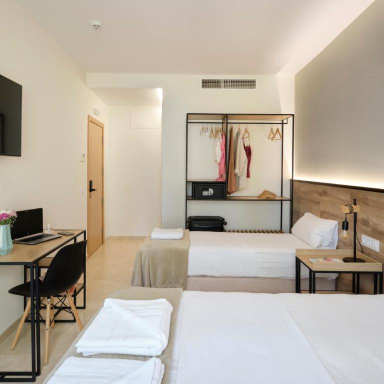 Sweet Sevilla Suites - Smart Hotel - Habitación Triple con balcón - 12