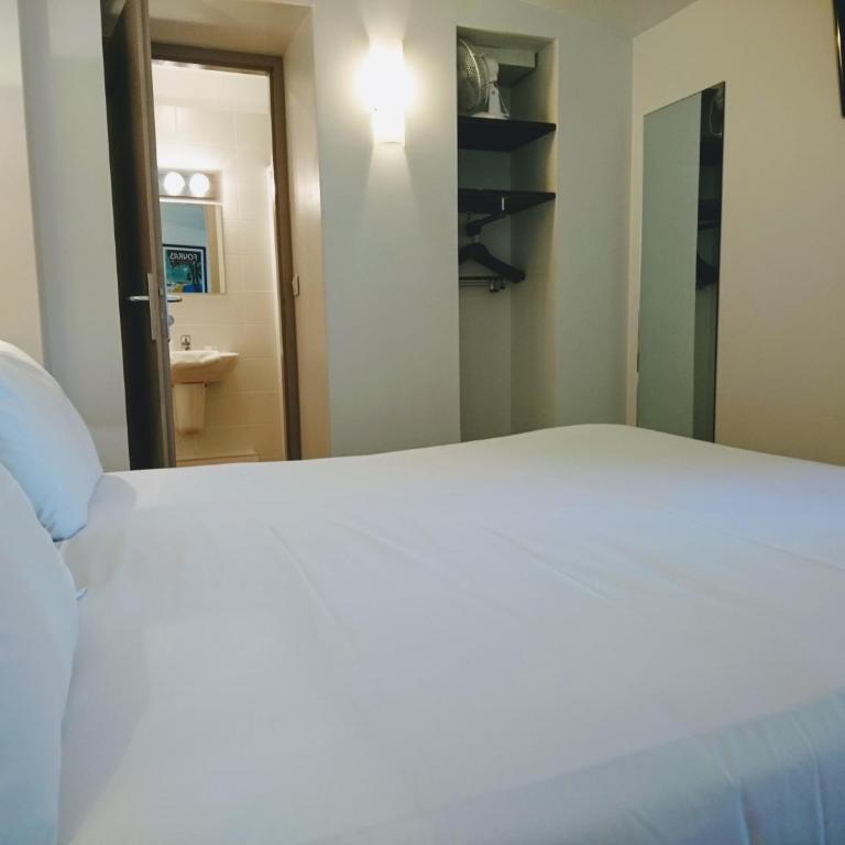 Accostage Hôtel Plage de la Concurrence - Chambre Double ou Lits Jumeaux avec Patio - 4