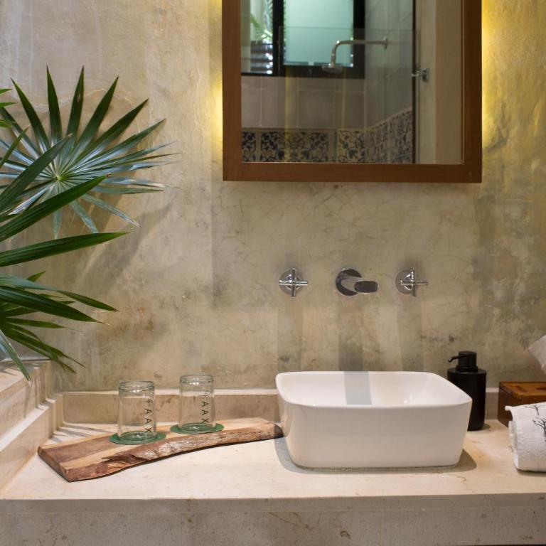 Ya'ax Hotel Boutique - Suite con cama extragrande - 13