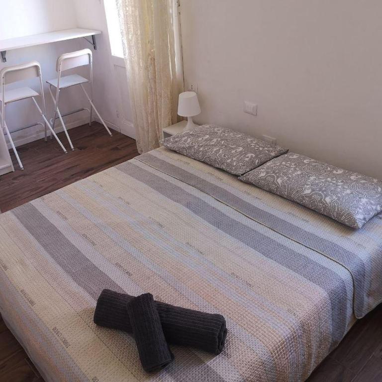 CAMERA e BAGNO PRIVATO a 3 minuti dalla Stazione - Double Room with Terrace - 1