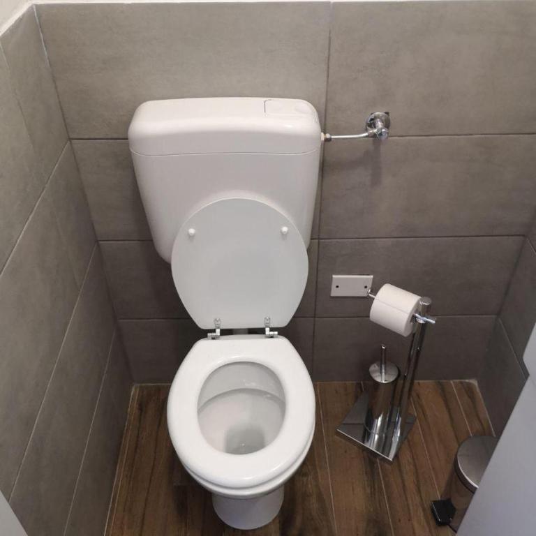 CAMERA e BAGNO PRIVATO a 3 minuti dalla Stazione - Double Room with Terrace - 7