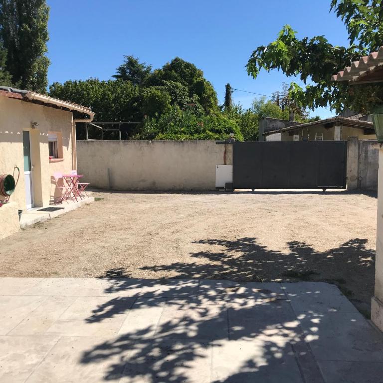 Charmant T2 au calme proche centre - One-Bedroom Apartment - 2