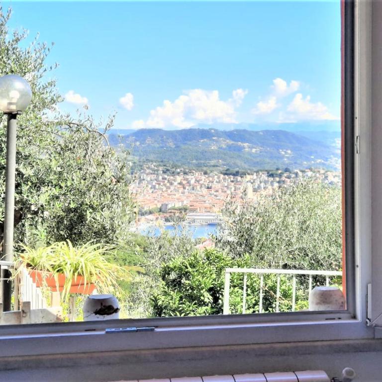 Villa Patrizia - Camera Matrimoniale con Bagno Privato - 13
