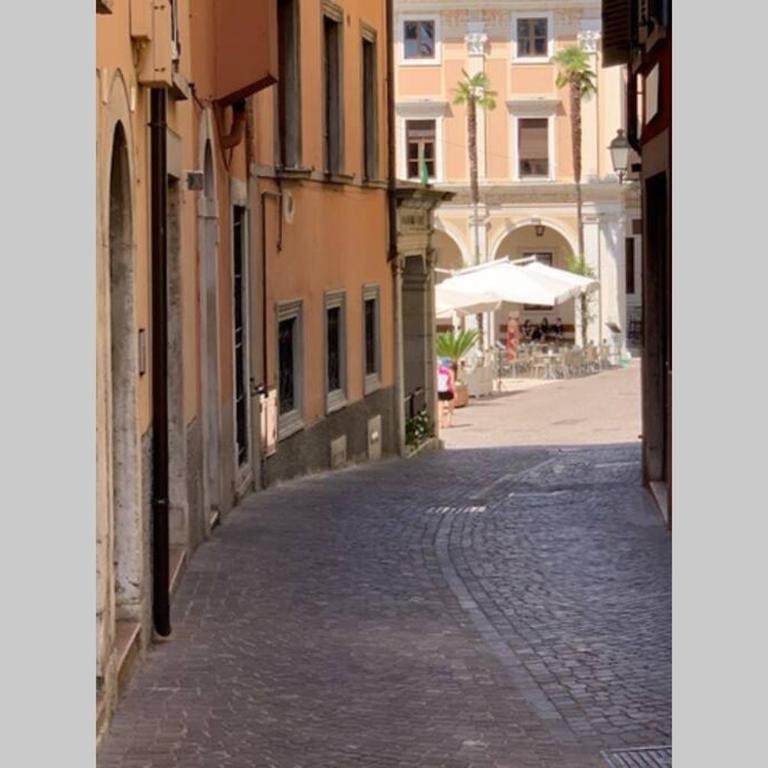 Daisy House: nice attic in the historical center - Appartamento con 1 Camera da Letto - 32