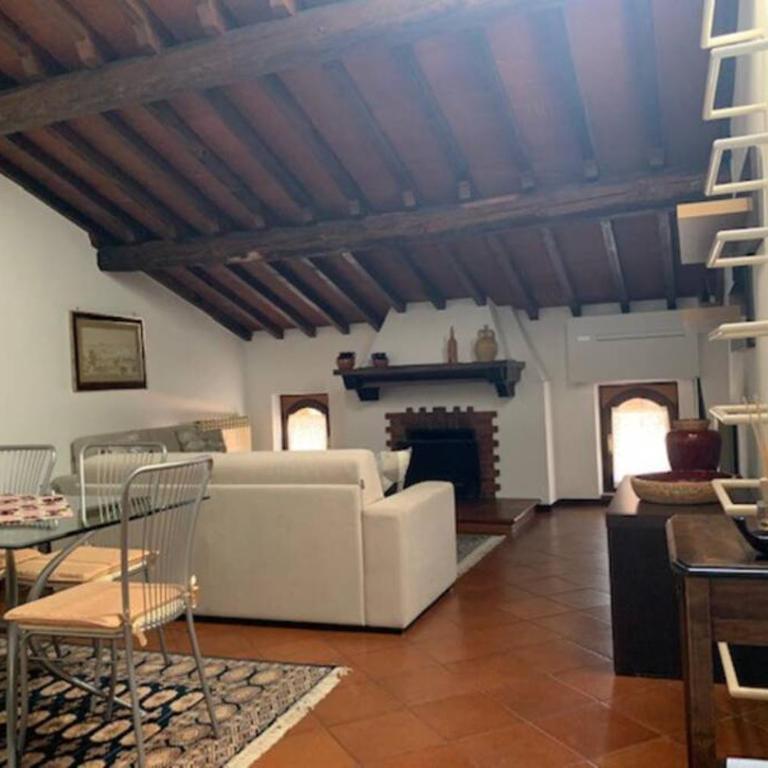 Daisy House: nice attic in the historical center - Appartamento con 1 Camera da Letto - 8