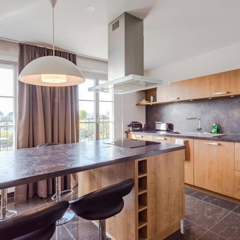 Les Celtes Disneyland - Three-Bedroom Apartment - 10