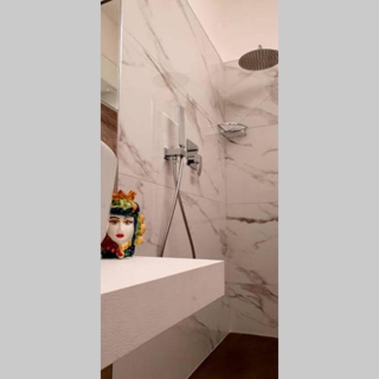 LIBERTYHOUSE - One-Bedroom Apartment - 29