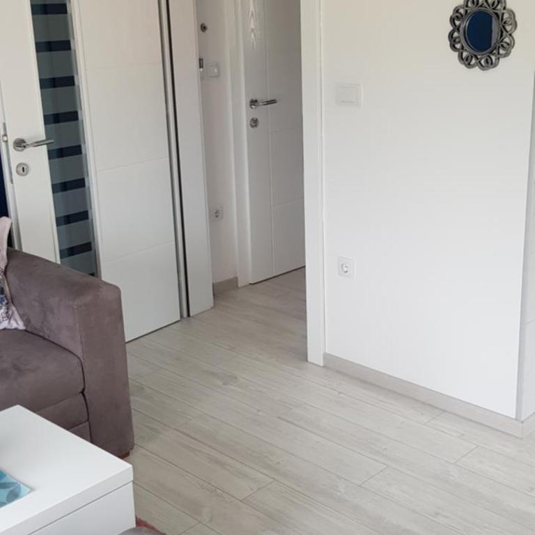 VIP APARTMAN 2020 - One-Bedroom Apartment - 10