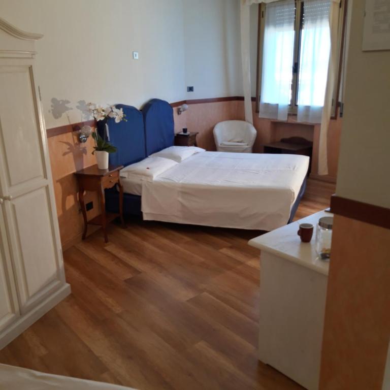 Hotel San Felice - Camera Tripla Standard - 1