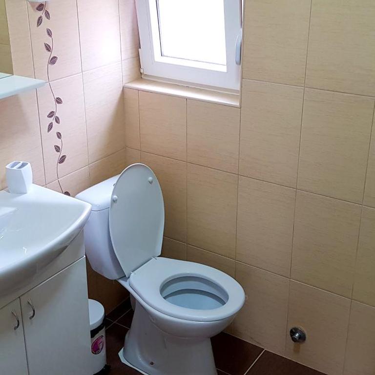 VIP APARTMAN 2020 - One-Bedroom Apartment - 14