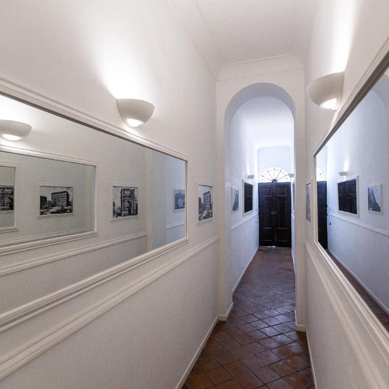 Amazing New Penthouse with terrace Jewish Ghetto - One-Bedroom Apartment - 32