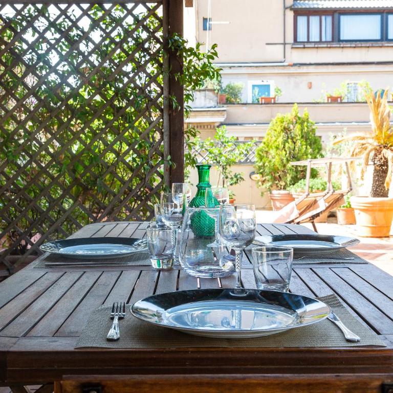 Amazing New Penthouse with terrace Jewish Ghetto - One-Bedroom Apartment - 23