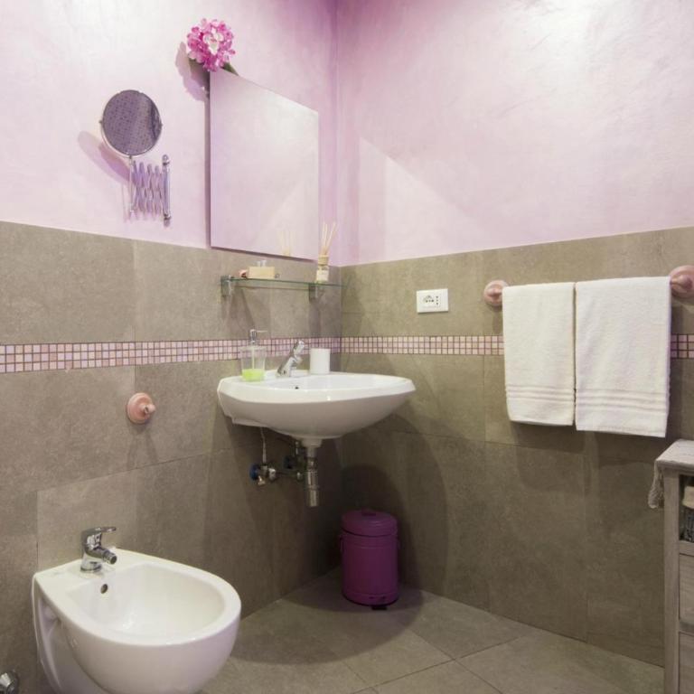 Ridolfi Guest House - Triple Room with Private External Bathroom - 1