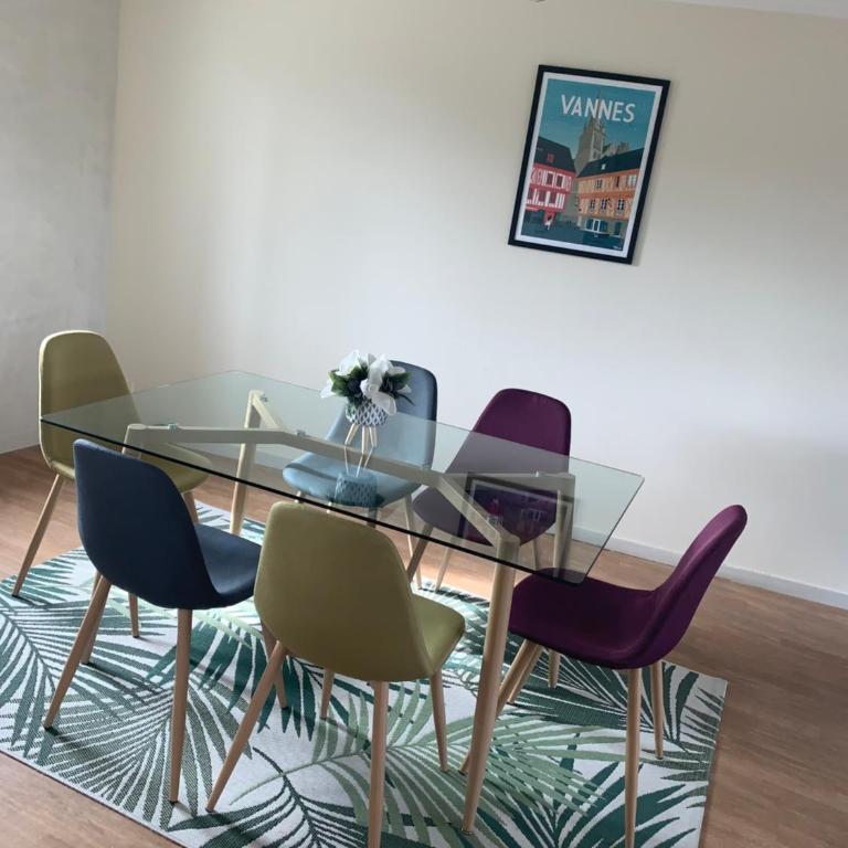 65 m2 Centre vannes 2 ch wifi parking - Appartement 2 Chambres - 13
