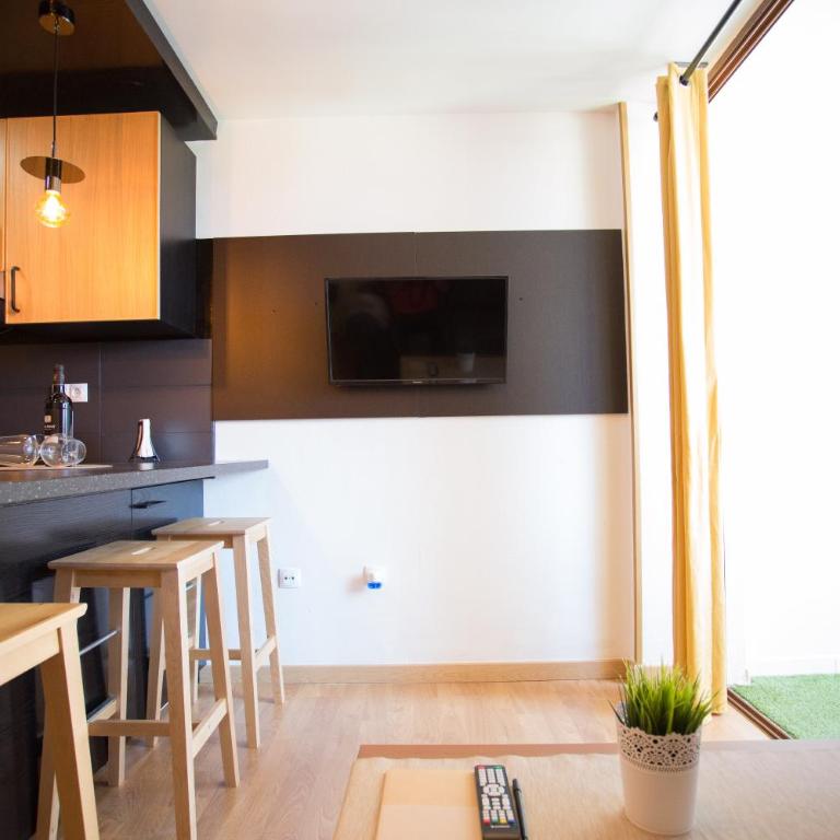 Ocean Friendly Holiday Home - One-Bedroom House - 3