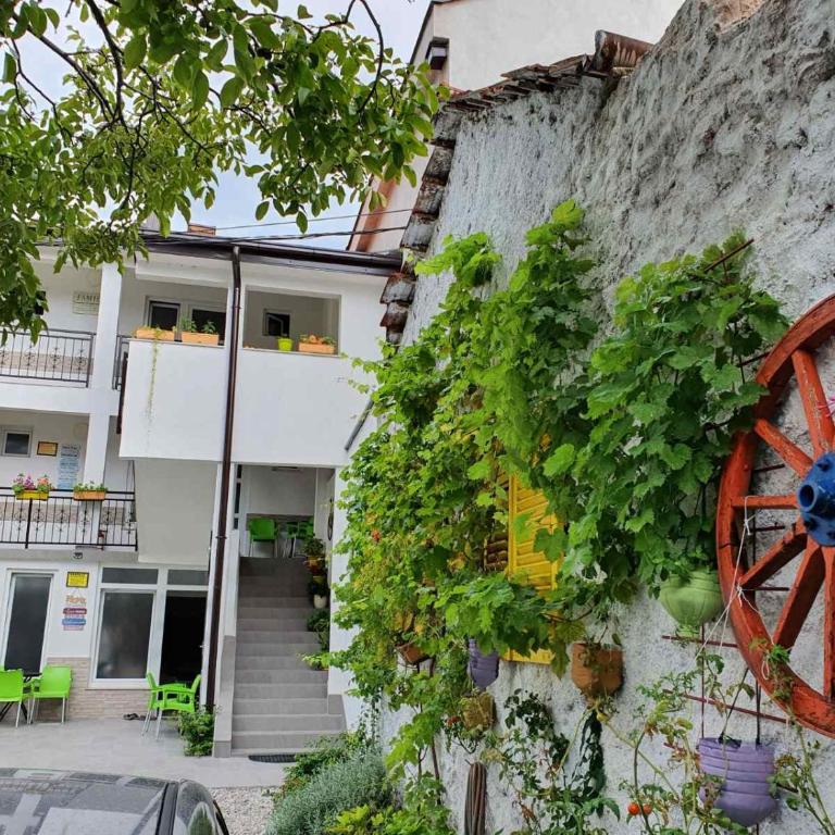 SWEET apartment near Old Town - Superior Apartman - 40