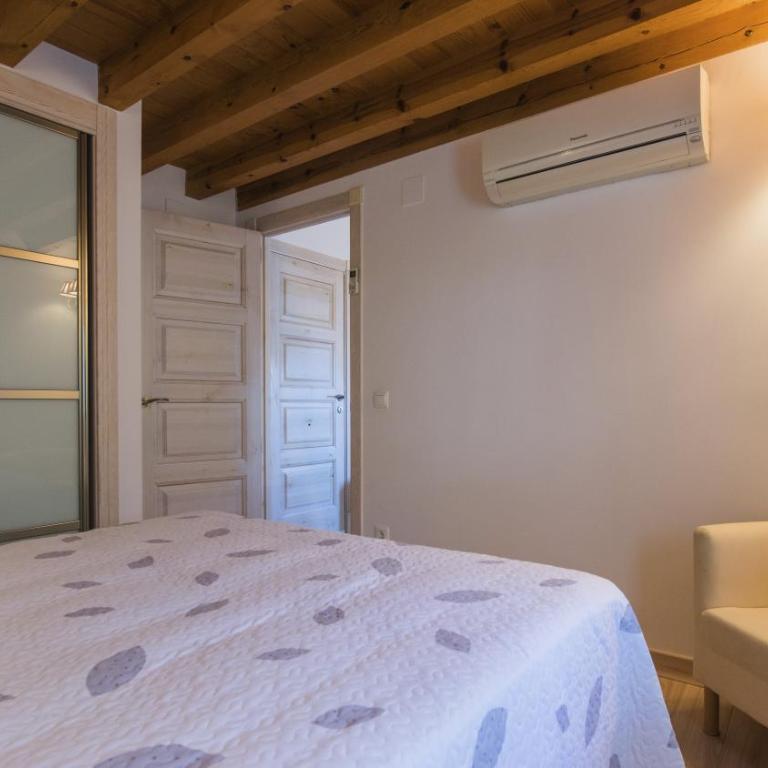 El oasis de la judería - Living Toledo - Apartamento de 2 dormitorios - 13