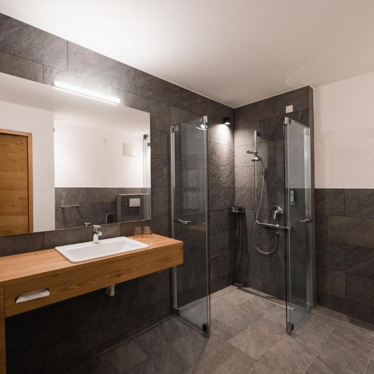 Hotel Gasthof Jochele - Camera Quadrupla - 3