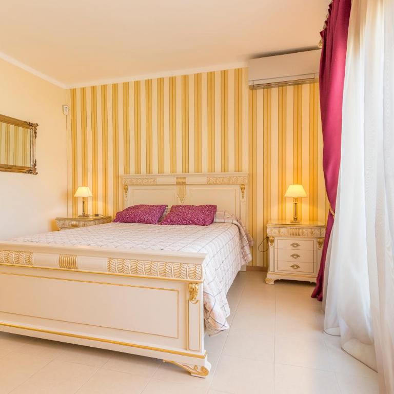 Benal Beach Studio - Self Check-In - Steps from Benalmádena Costa Beach - Studio with Balcony - 1
