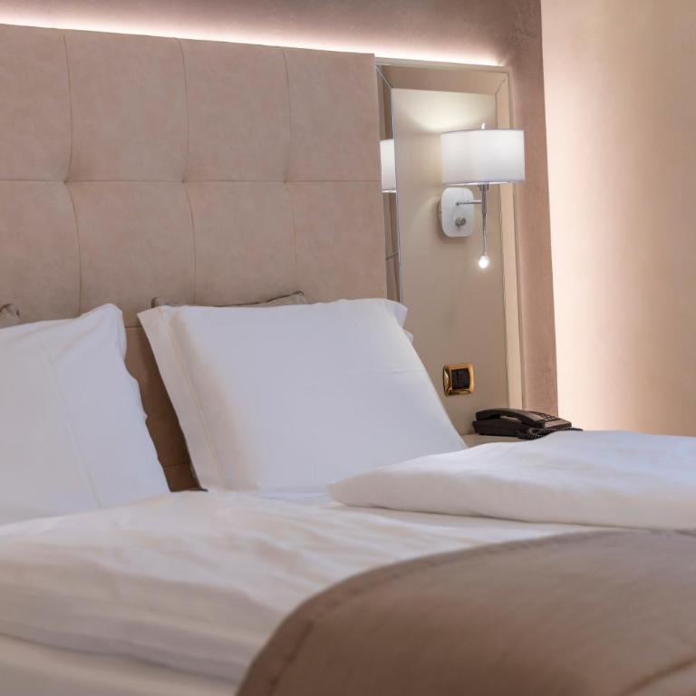 Park Hotel Imperial - Suite con Vista Lago Parziale - Suite House - 3