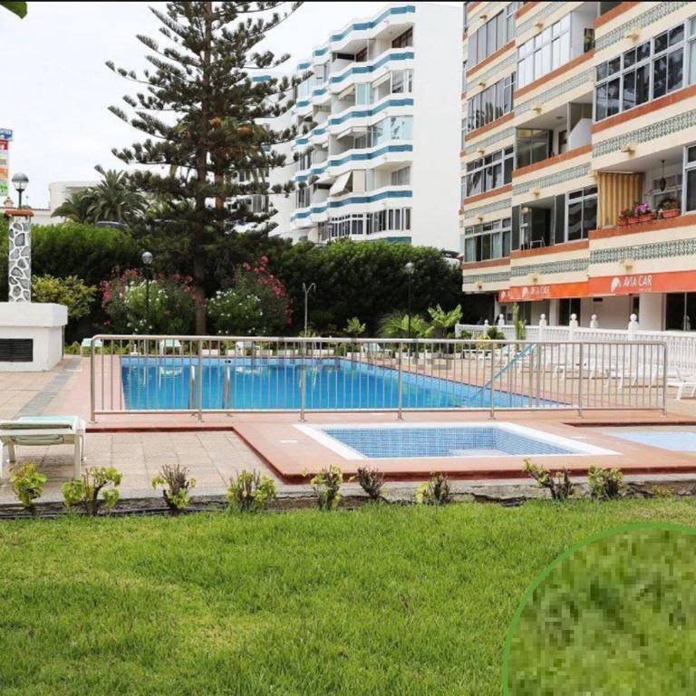 Calm, Cosy and Bright apartment renovated in playa del ingles- WiFi free - One-Bedroom Apartment - 35