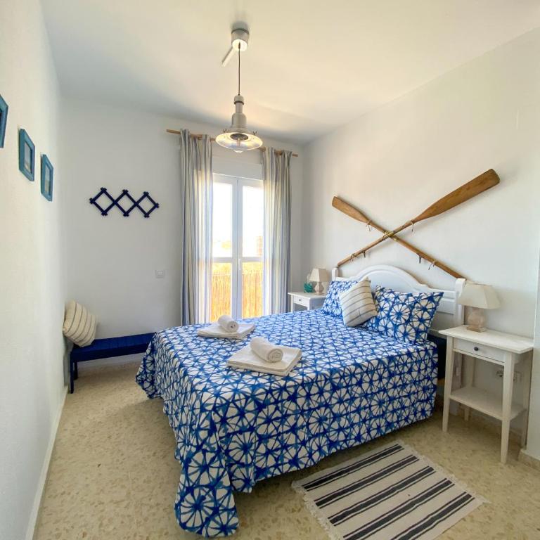 Akiteness House Tarifa - Double Room with Balcony and Sea View - 2