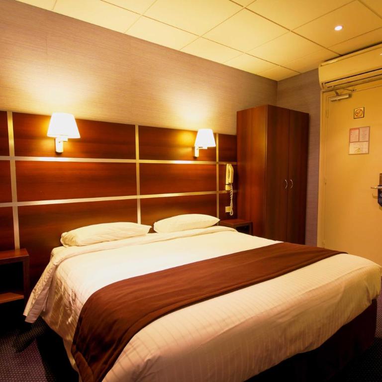 Hôtel Des Trois Gares - Chambre Double avec Douche - 6