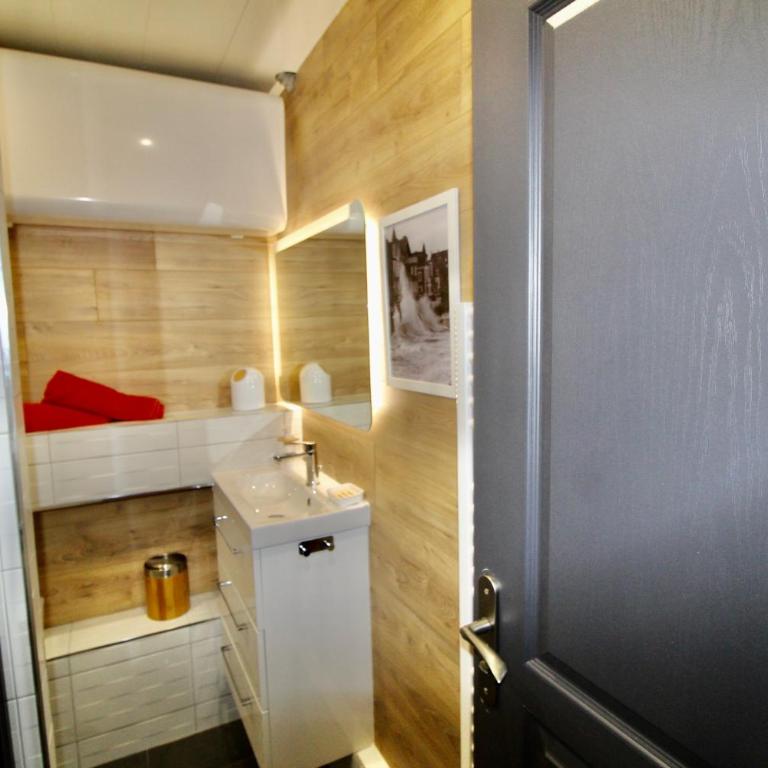 Cosy Solidor T2 avec jardin terrasse 100m plage - One-Bedroom Apartment - 8