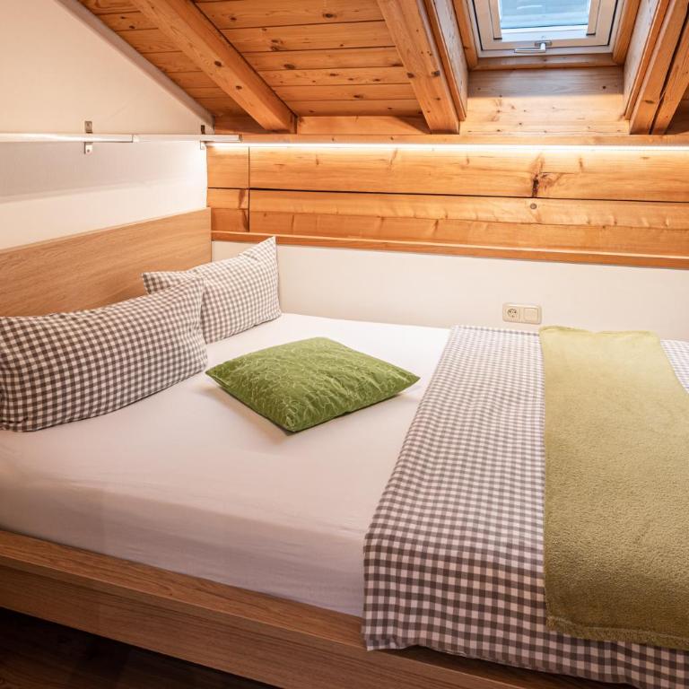 Ferienwohnung "Hüs 18" - Apartment mit Blick auf die Berge - 6