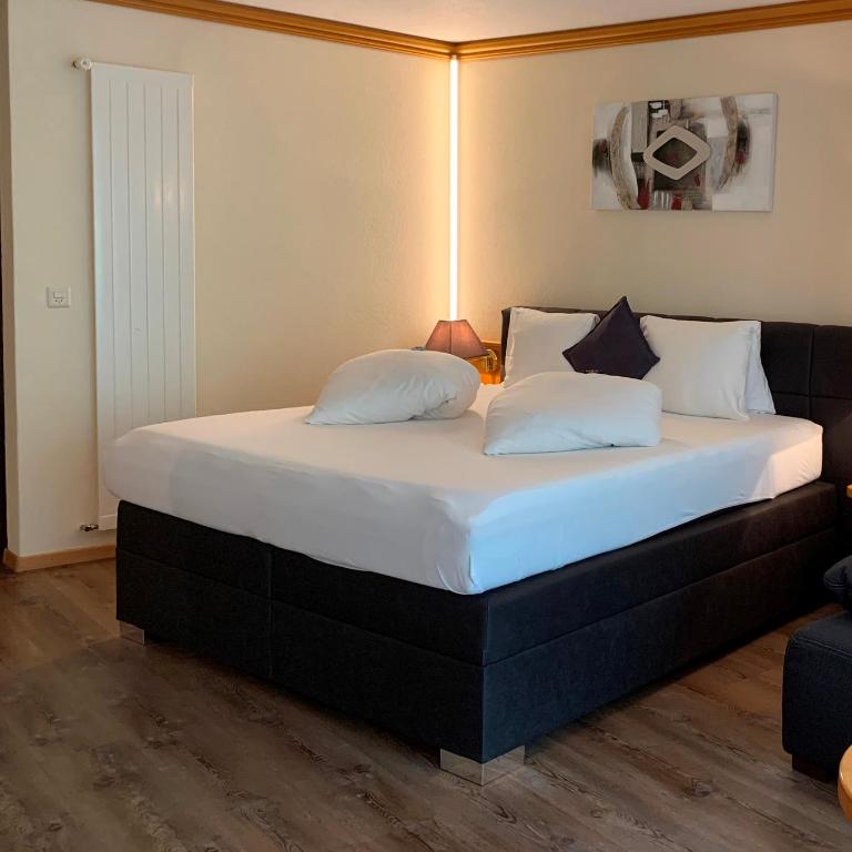 Hotel Quellenhof Leukerbad - Doppelzimmer - 3