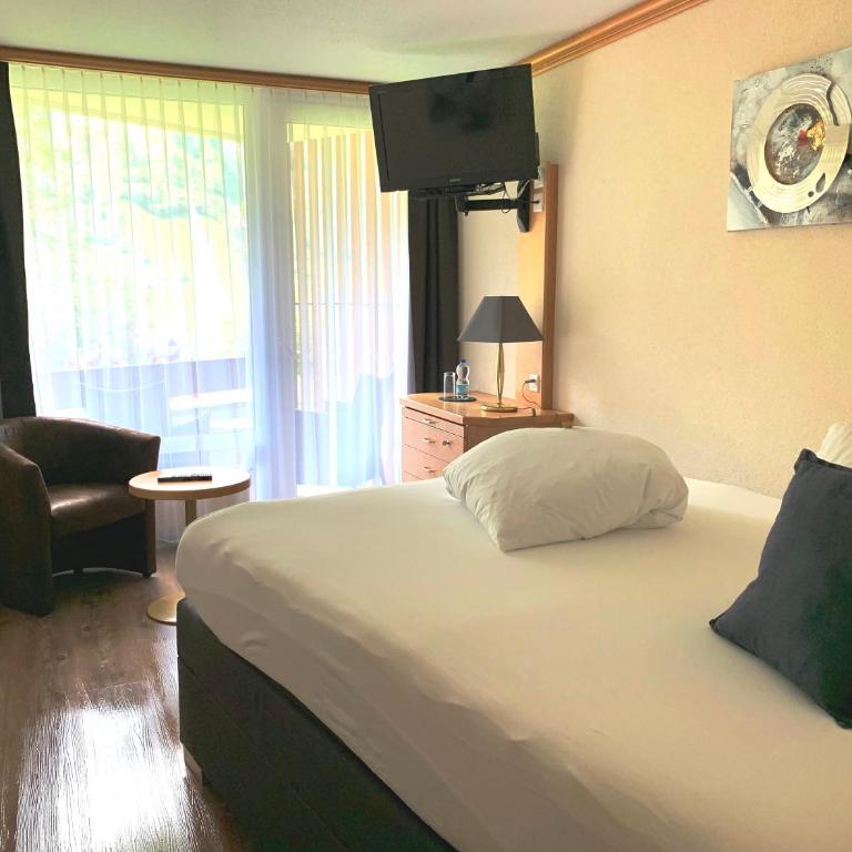 Hotel Quellenhof Leukerbad - Einzelzimmer - 4