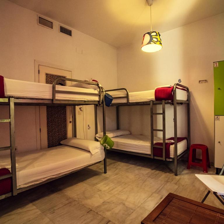 La Flamenka Hostel - Cama en dormitorio mixto compartido de 6 camas - 5