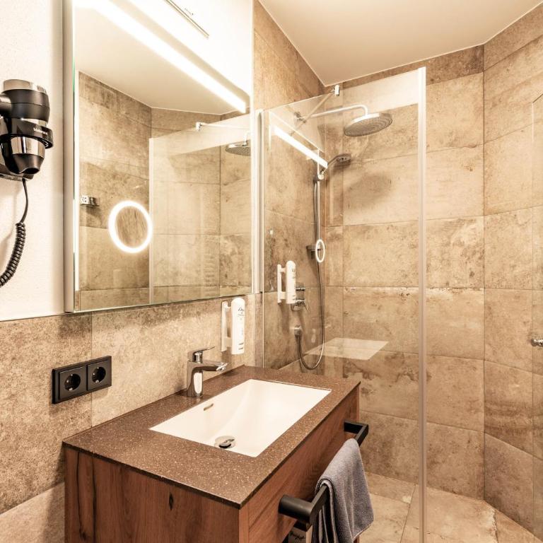 Hotel Berghof Mayrhofen - Einzelzimmer - 8