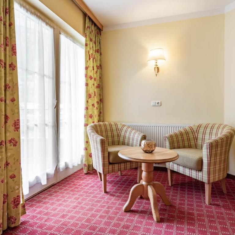 Hotel Berghof Mayrhofen - Standard Doppelzimmer - 1