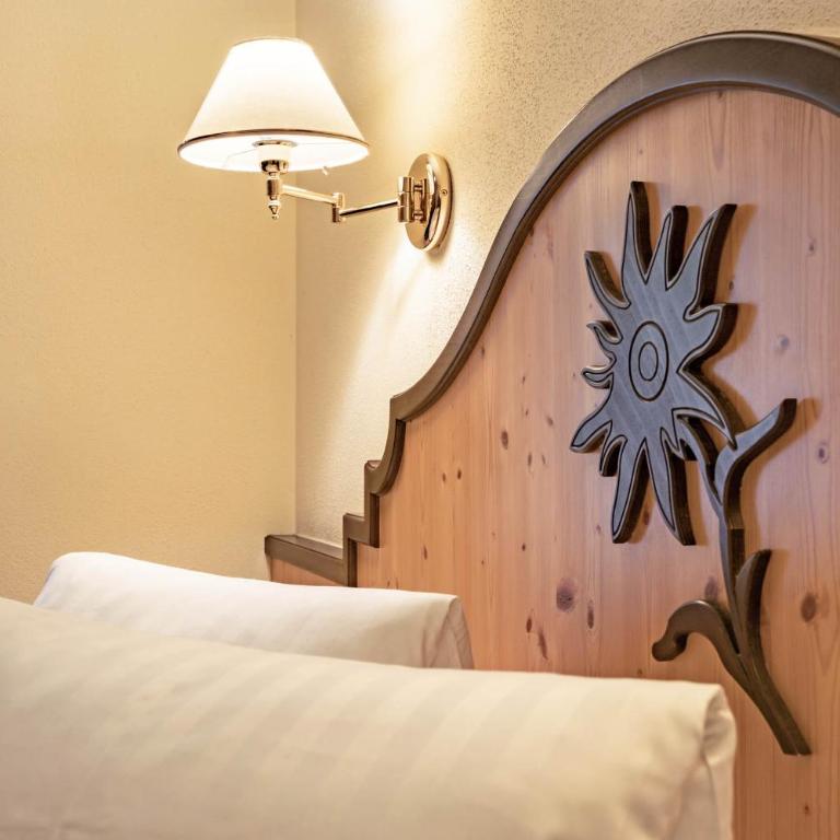 Hotel Berghof Mayrhofen - Standard Doppelzimmer - 4