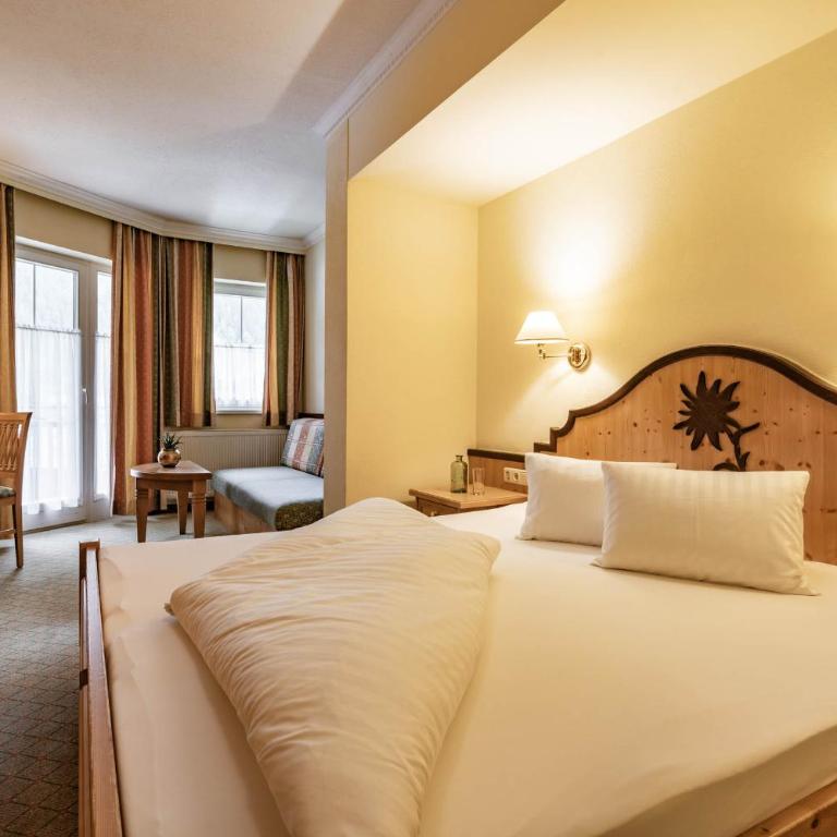 Hotel Berghof Mayrhofen - Standard Doppelzimmer - 10