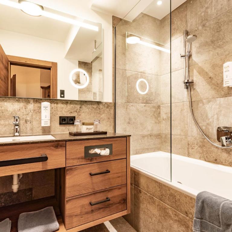 Hotel Berghof Mayrhofen - Suite - 3