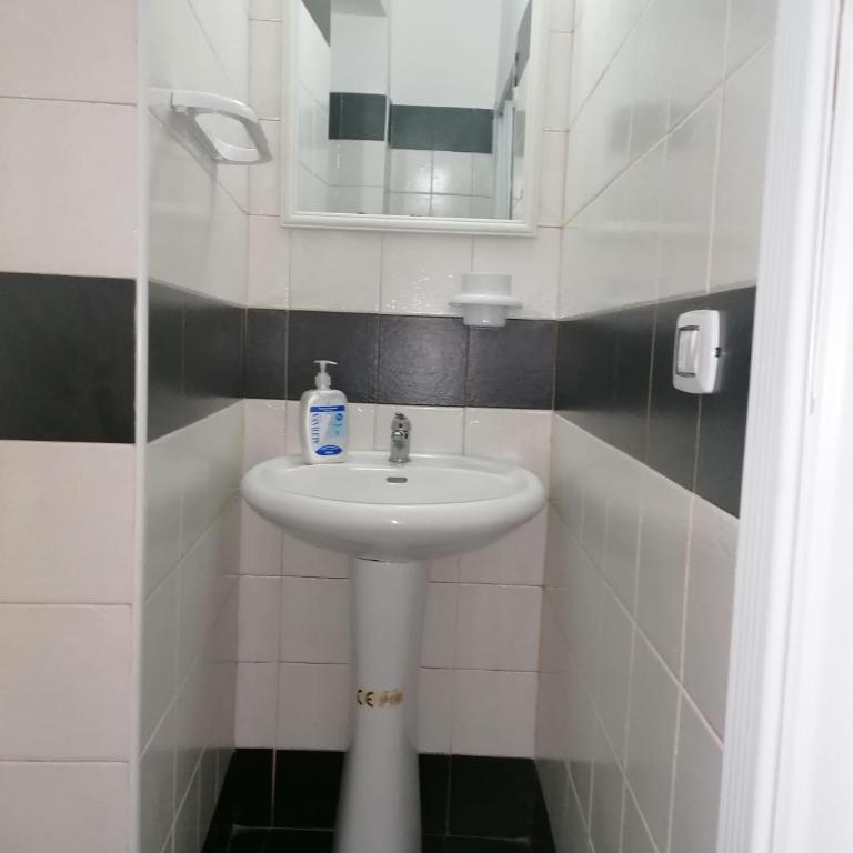 A Due Passi BnB - Economy Single Room - 20