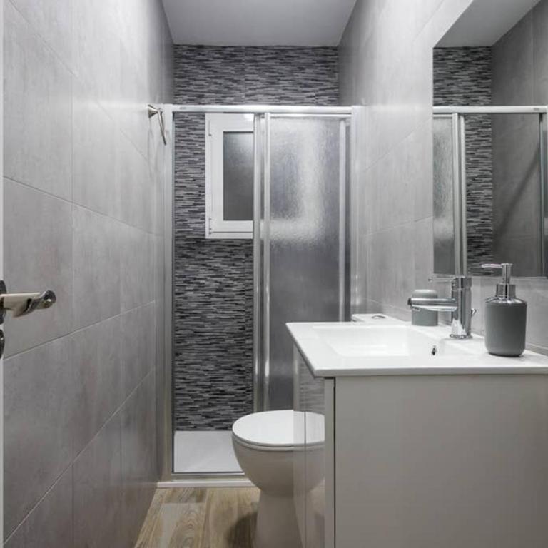 Espacioso y céntrico piso con zona chill-out - Apartment - 29