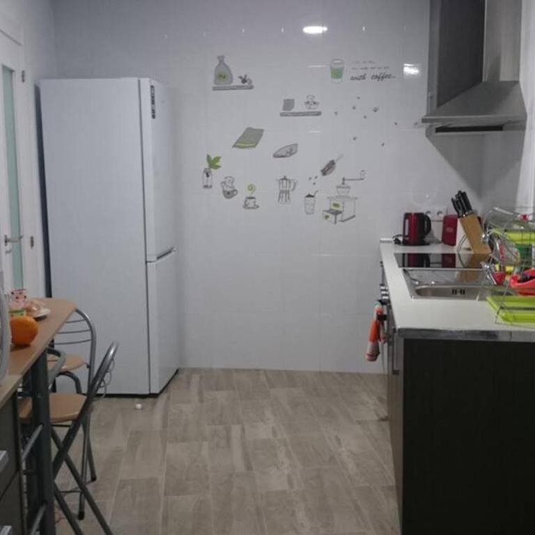 Espacioso y céntrico piso con zona chill-out - Apartment - 43