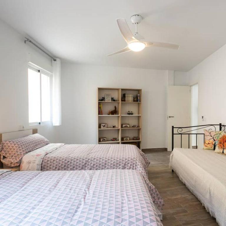 Espacioso y céntrico piso con zona chill-out - Apartment - 47