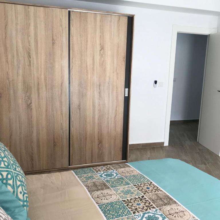 Espacioso y céntrico piso con zona chill-out - Apartment - 65