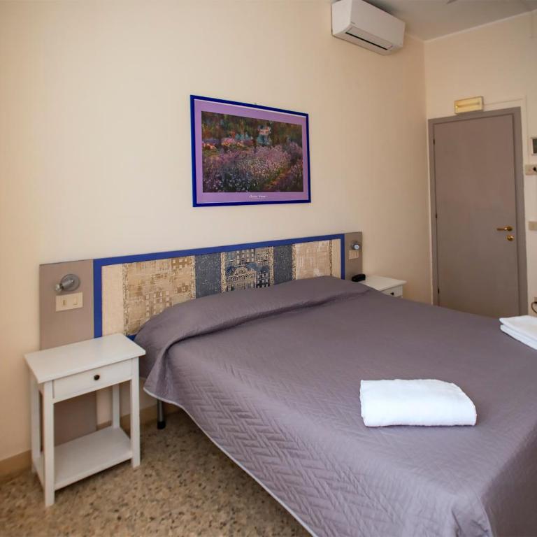 Hotel Sabatino - Camera Matrimoniale Standard - 1