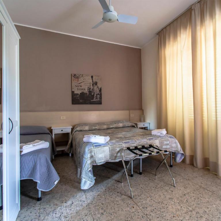 Hotel Sabatino - Camera Tripla Comfort - 3
