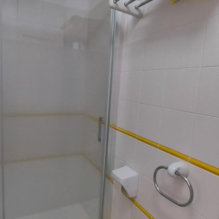 Puerta Del Sol - Apartment - 9