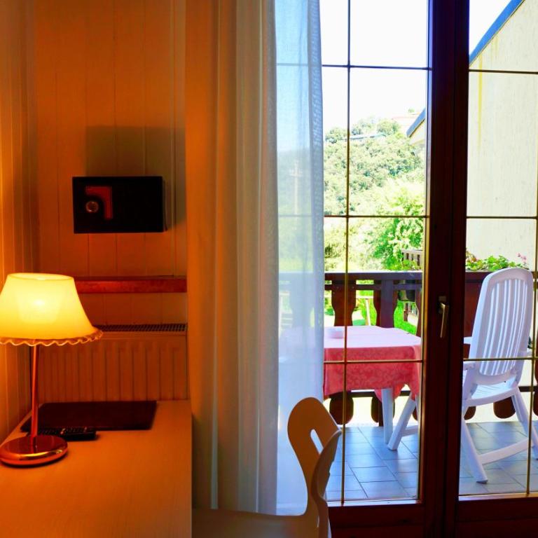 Park Hotel Val Di Monte ***S - Camera Familiare con Vista Giardino - 2