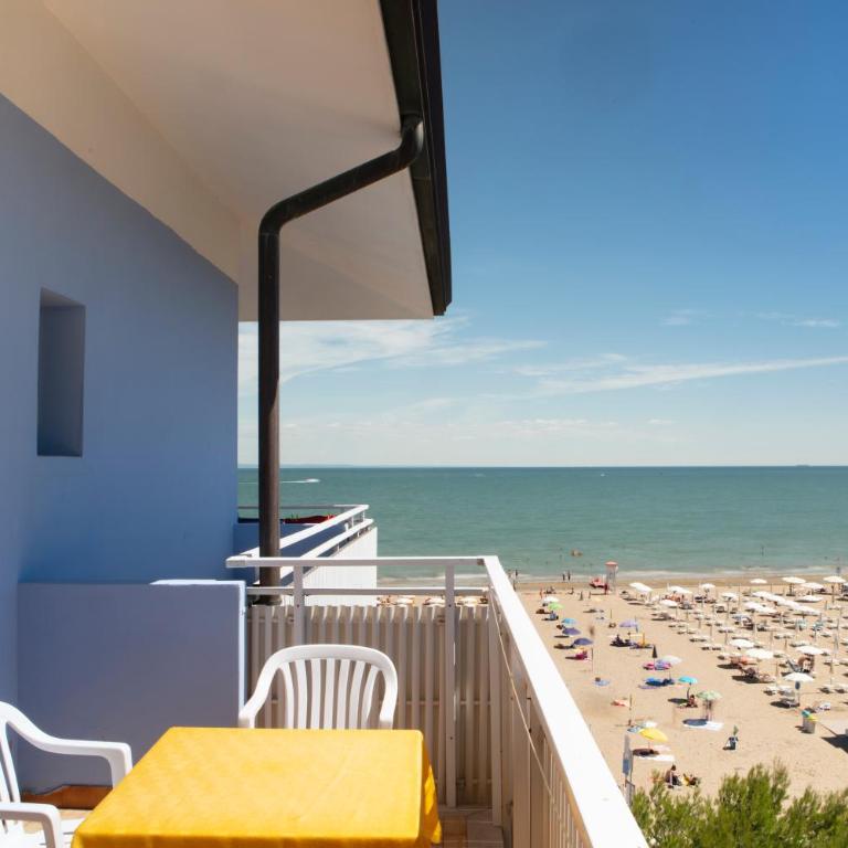 Hotel Pelikan - Camera Matrimoniale con Vista Mare Laterale - 1
