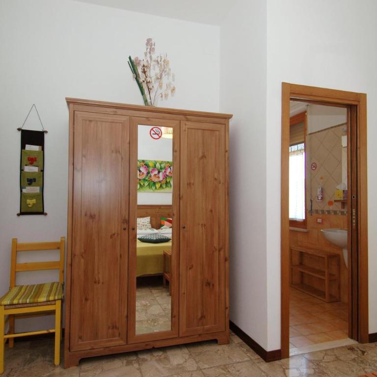 B&B Casa Certosa - Camera Matrimoniale con Bagno Privato - 9