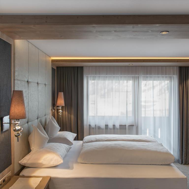 Hochfirst Luxury Mountain Resort - Junior Suite mit Balkon - 3
