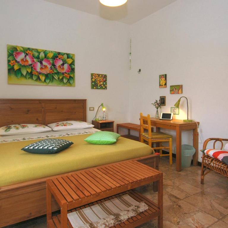 B&B Casa Certosa - Camera Matrimoniale con Bagno Privato - 13